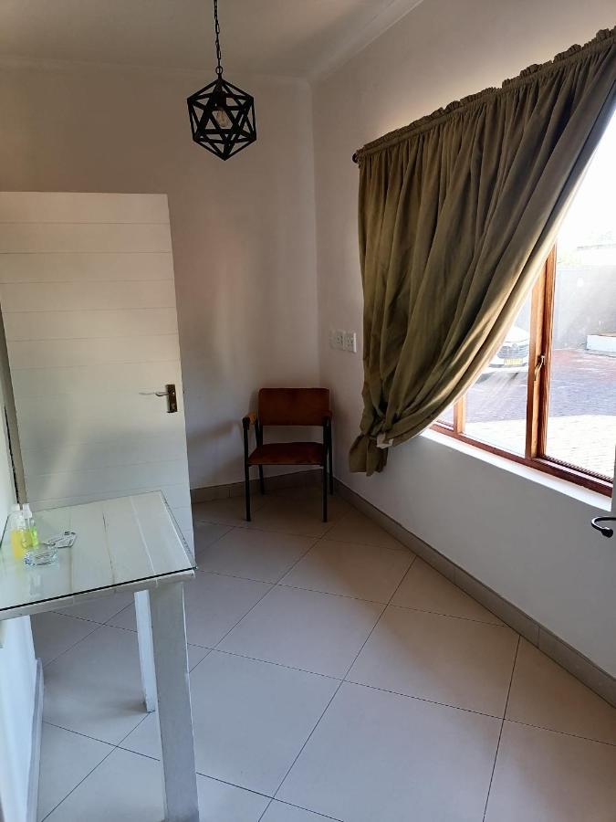 Vichy Nests Otel Windhoek Dış mekan fotoğraf